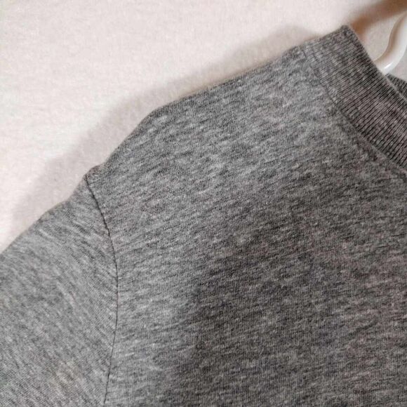 Cat & Jack Tee Shirt Boys Size Small 6-7 Grey Short Sleeve Crew Neck - Picture 3 of 9